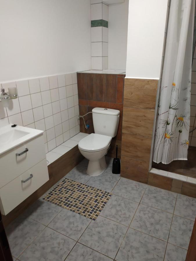 Отель U Kremilka Йичин Экстерьер фото